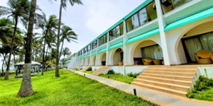 Longuinhos Beach Resort in Goa for budget conference
